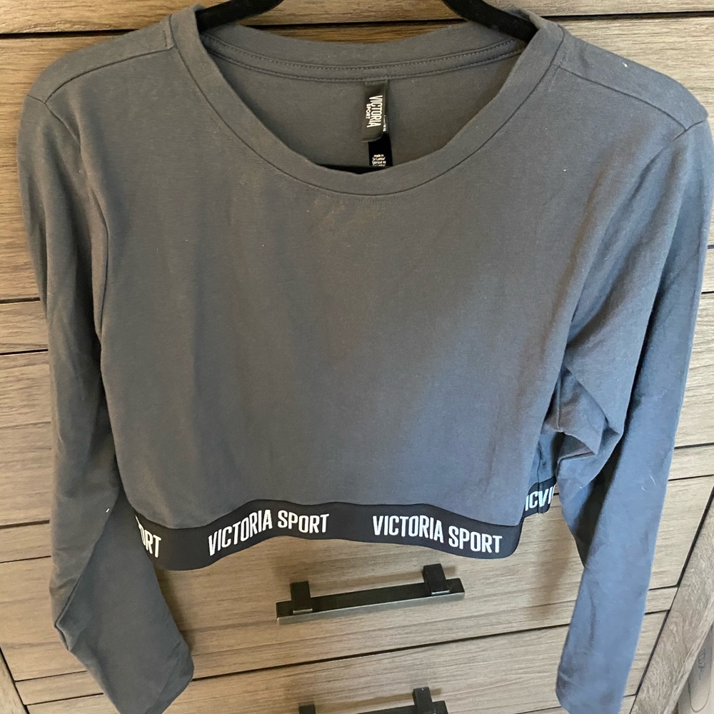 Victoria secret sport crop top
